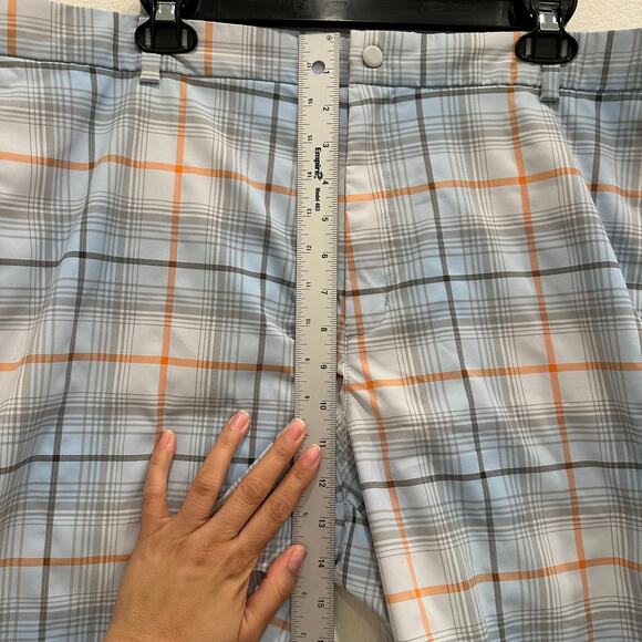 Nike Men's Blue Plaid Golf Shorts Size 42 Dri-Fit Performance Polyester Outdoor - Picture 4 of 6